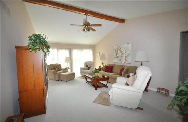 Condos for sale in Regency Park Rochester Hills 

MI 